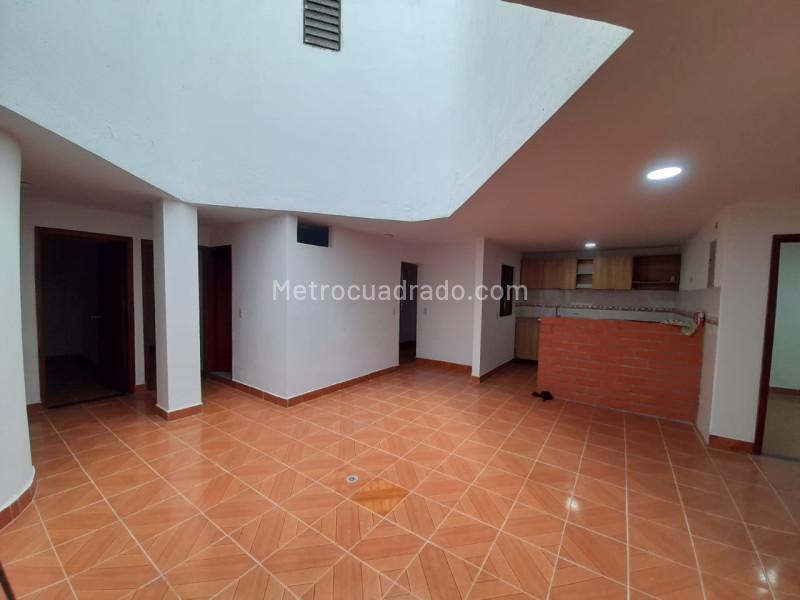 4BR Apartment for Rent in Prado Centro, Medellín