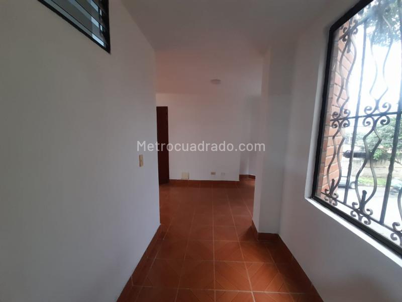 4BR Apartment for Rent in Prado Centro, Medellín - 2