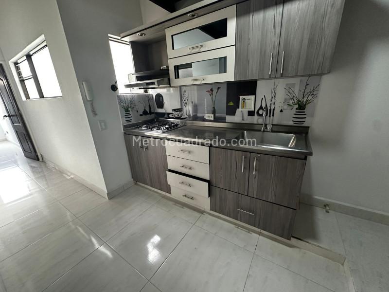 Cozy 3BR Apartment in La Floresta - 3