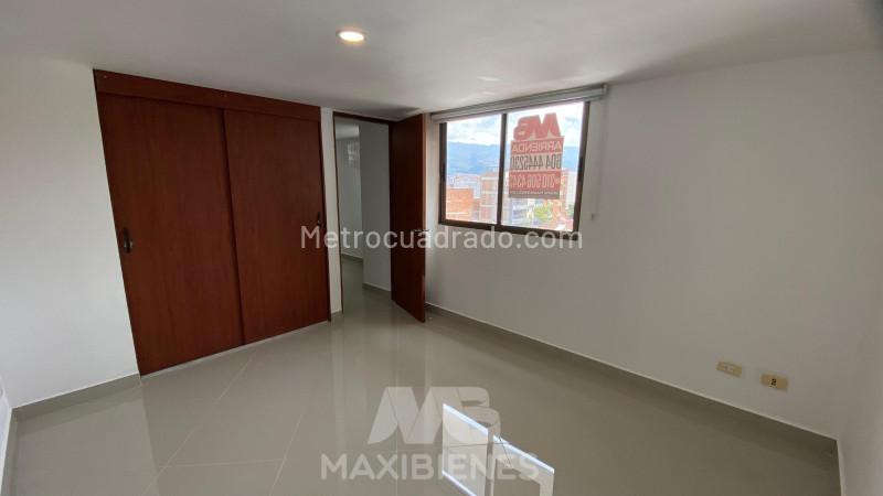 Apartamento de 2 Alcobas en La América con Parqueadero - 4