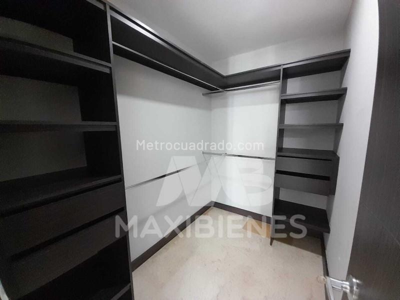 2BR Apartment in Aguacatala with Great Amenities - 2