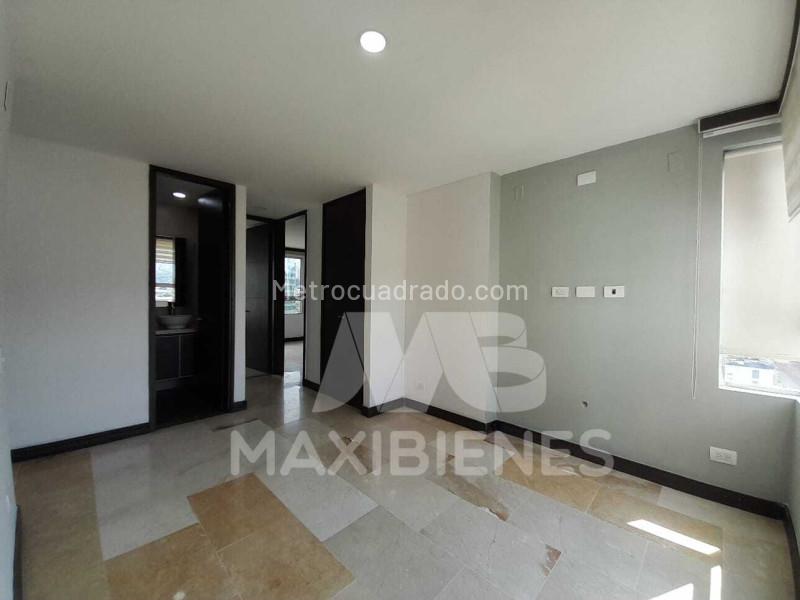 2BR Apartment in Aguacatala with Great Amenities - 8