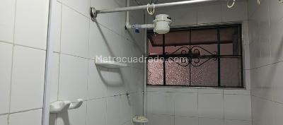 Apartaestudio en venta en La Candelaria, Medellín, 56 m² · foto 7 de 10