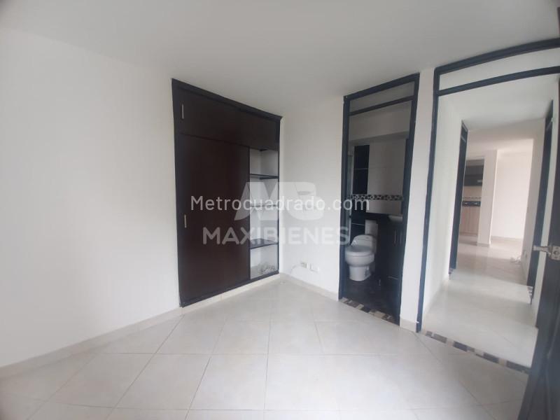 Apartamento de 3 Alcobas en Rodeo Alto - 2