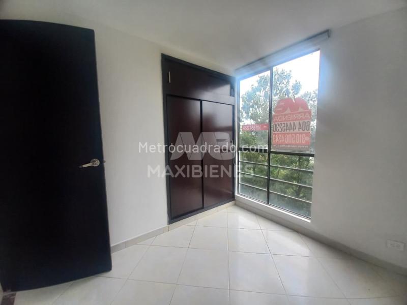 Apartamento de 3 Alcobas en Rodeo Alto - 7