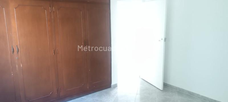 Casa Brillante de 4 Alcobas en La América - 7