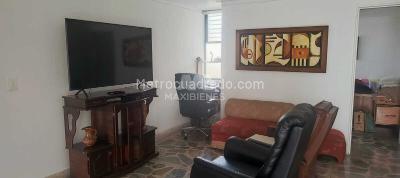 Apartamento de 3 alcobas en venta en Simon Bolivar, Medellín, 135 m² · foto 2 de 17