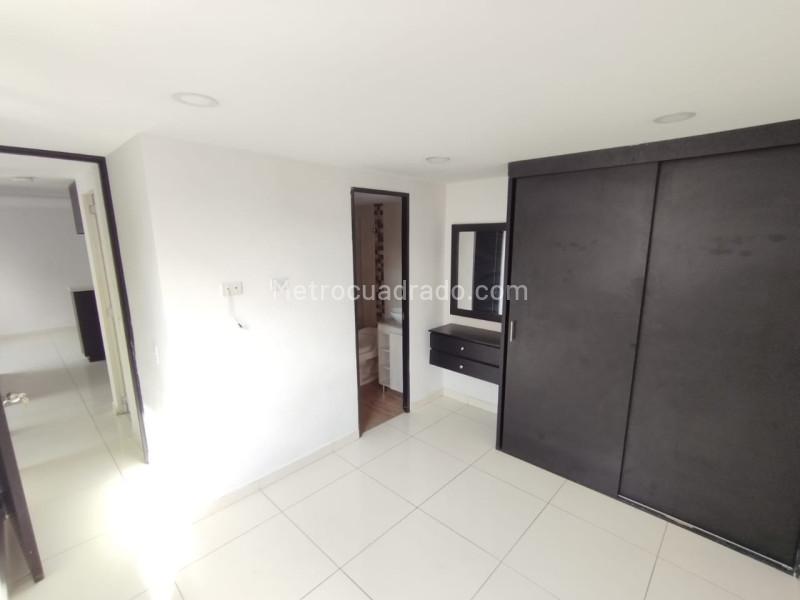 3BR Apartment for Rent in Pajarito, Robledo (48 m²) - 2