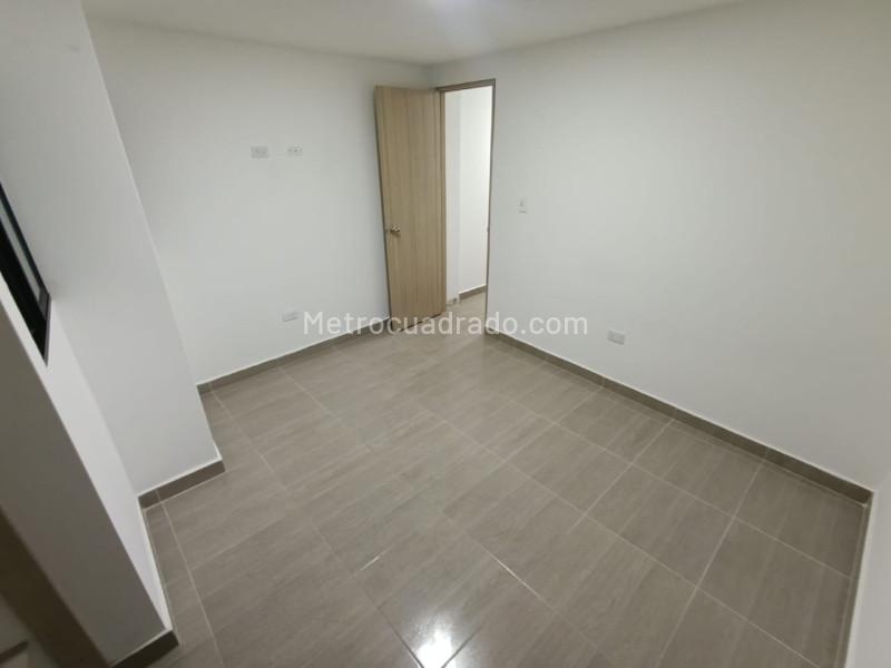 Apartamento de 2 Alcobas en Arriendo en Aranjuez (Aprox. 50 m²)