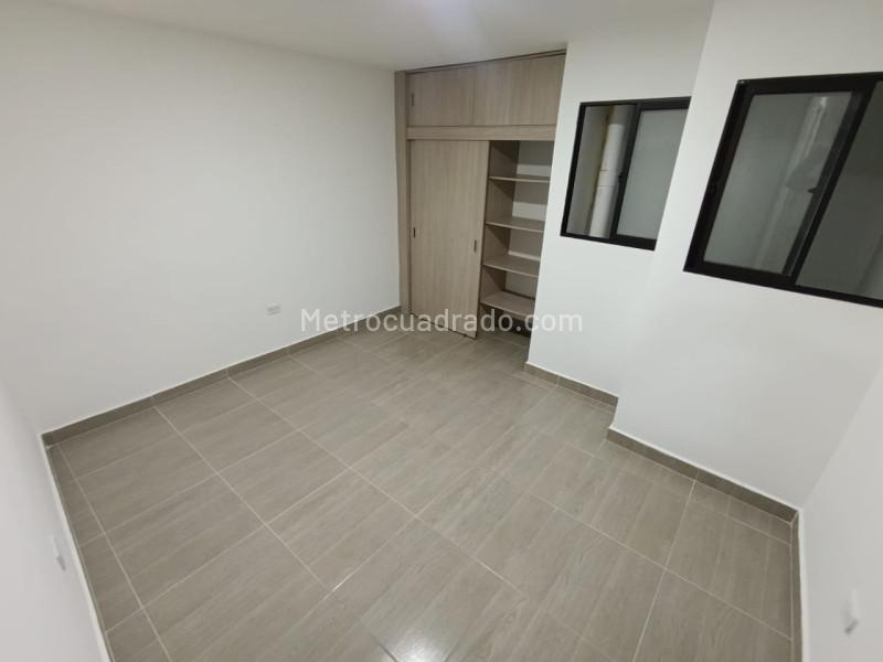 Apartamento de 2 Alcobas en Arriendo en Aranjuez (Aprox. 50 m²) - 2