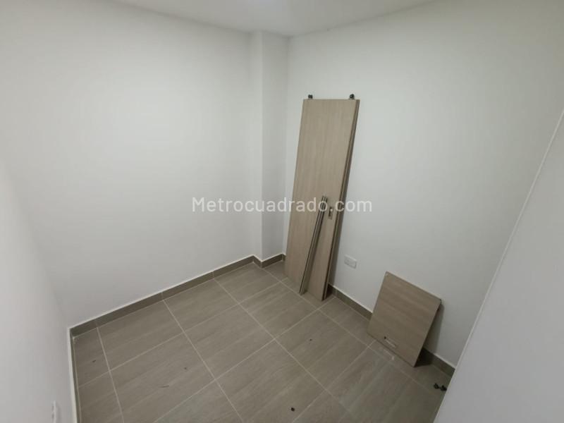 Apartamento de 2 Alcobas en Arriendo en Aranjuez (Aprox. 50 m²) - 4
