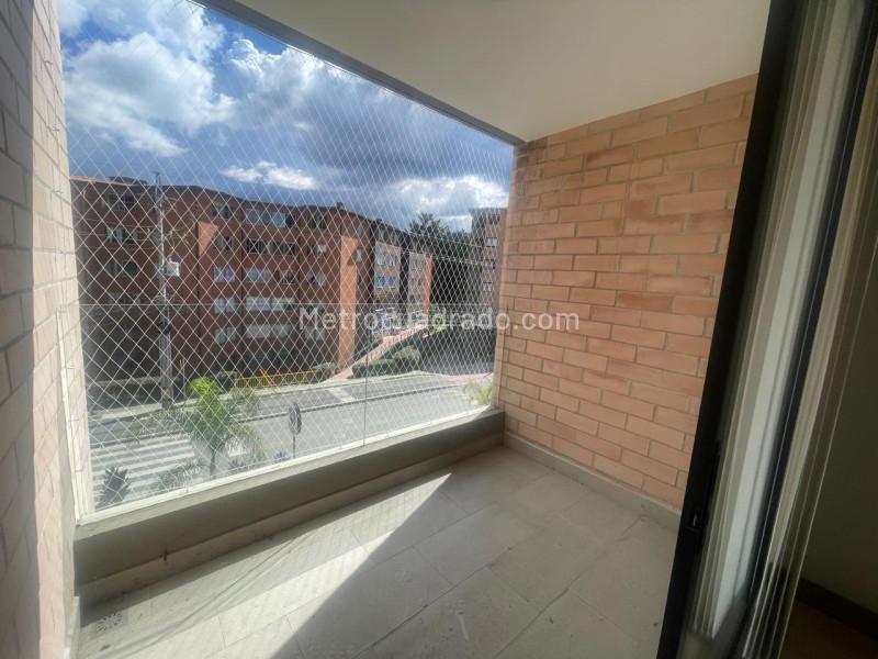 2BR Apartment in Retiro Campestre (80 m²)
