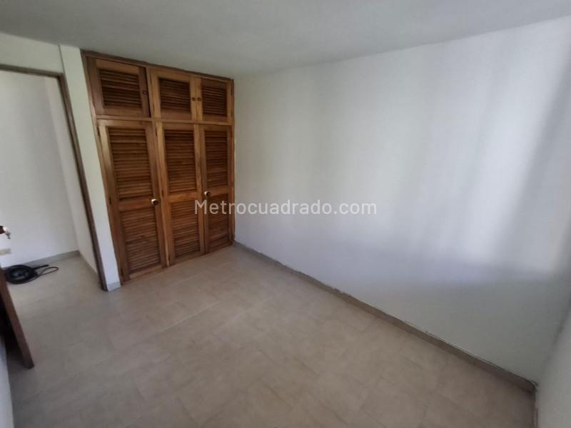 Cozy 2BR Apartment in Pilarica - 8