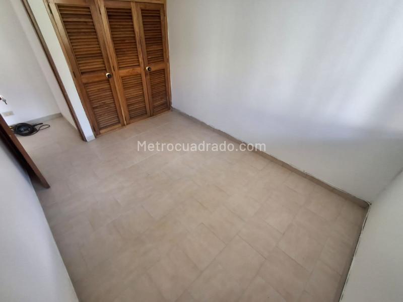 Cozy 2BR Apartment in Pilarica - 9
