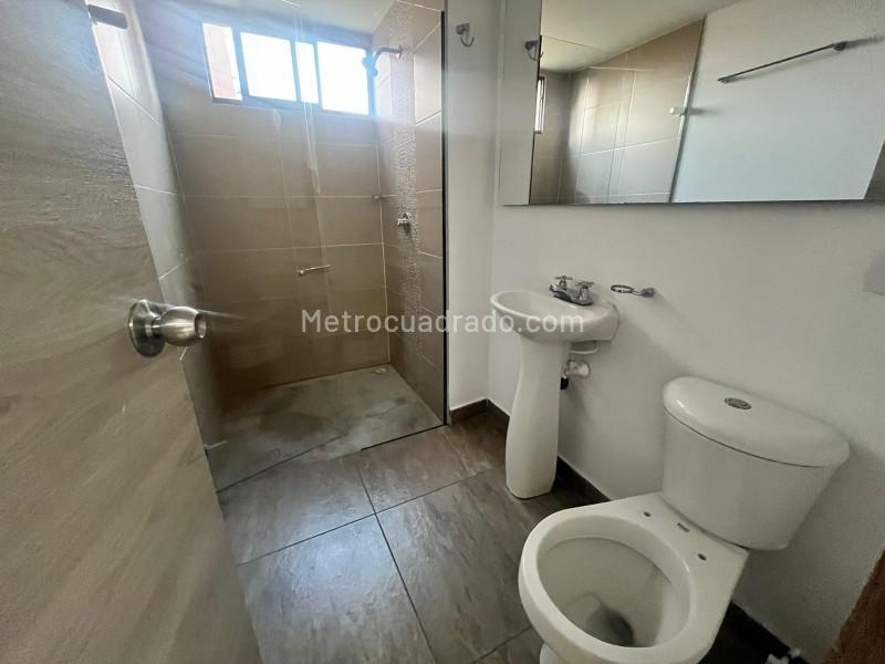 Modern 3BR Apartment in Pilarica - 6