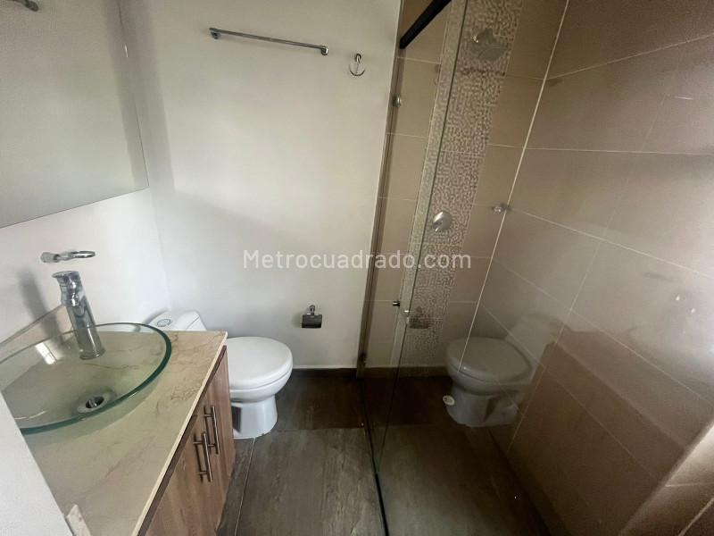 Modern 3BR Apartment in Pilarica - 7