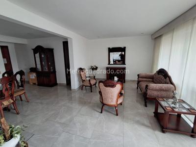 Apartamento de 3 alcobas en arriendo en El Poblado, Medellín, 173 m² · foto 3 de 18