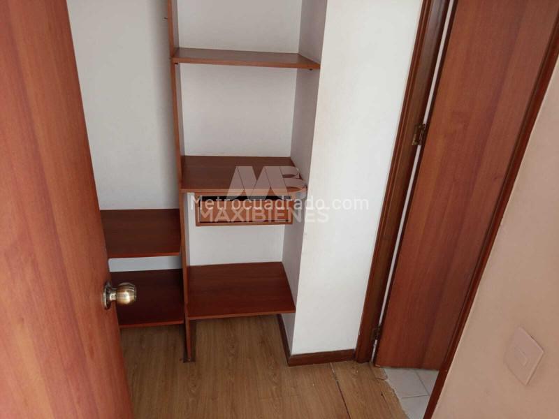 Apartamento de 3 Alcobas en Arriendo en Belen Loma de los Bernal - 8
