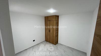 Apartamento de 2 alcobas en arriendo en Florencia, Medellín, 50 m² · foto 3 de 6