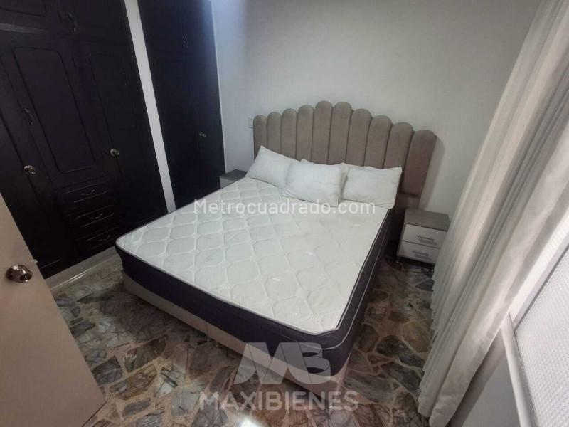 5BR House Near Estadio with Great Access - 4