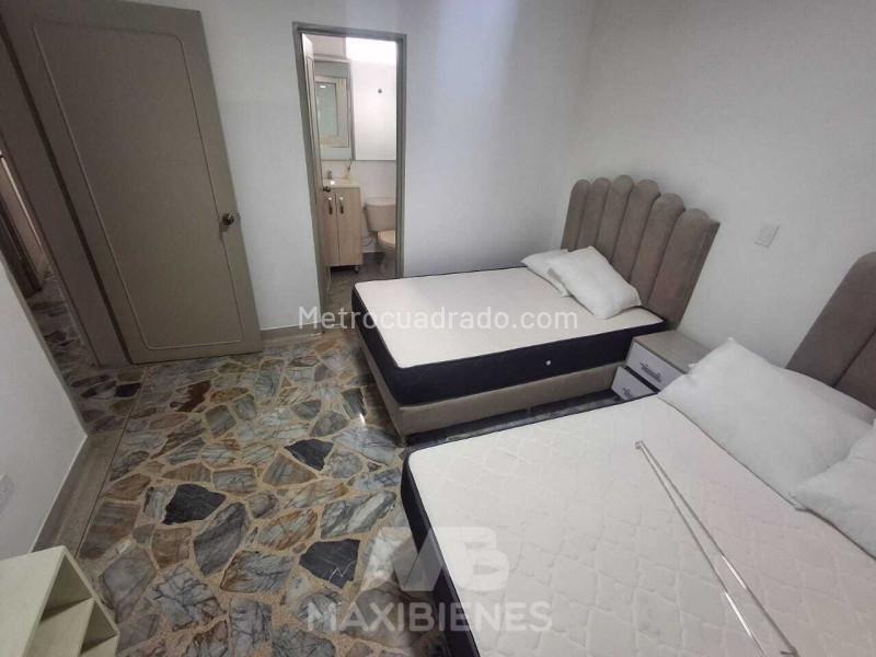 5BR House Near Estadio with Great Access - 6