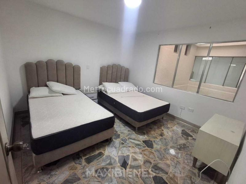 5BR House Near Estadio with Great Access - 7