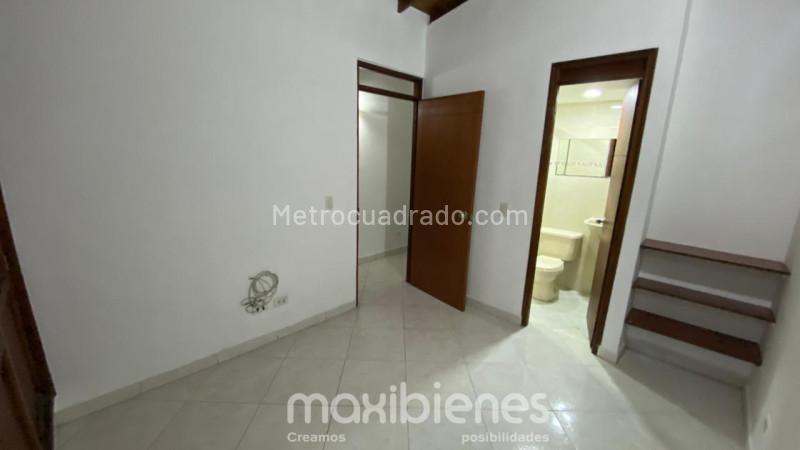 Spacious 3BR Apartment in La Castellana - 7