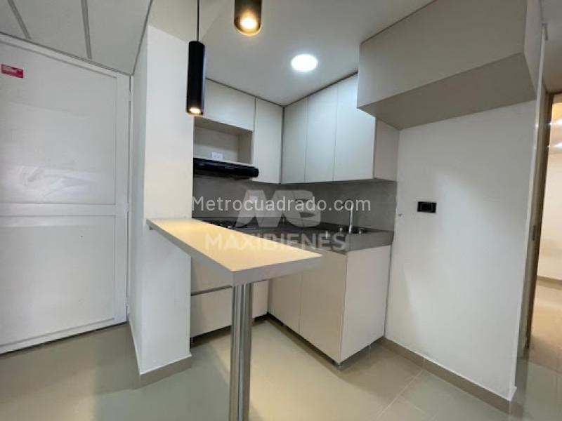 Apartamento en Arriendo de 3 Alcobas en Pajarito (Robledo), Medellín - 3