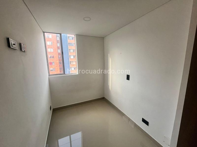 Apartamento en Arriendo de 3 Alcobas en Pajarito (Robledo), Medellín - 4