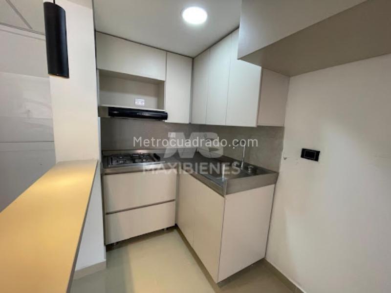 Apartamento en Arriendo de 3 Alcobas en Pajarito (Robledo), Medellín - 6