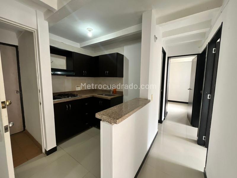 Apartamento en Arriendo de 3 Alcobas en Robledo La Campiña