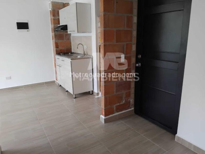 Apartamento de 2 Alcobas en Arriendo en San Antonio de Prado con Ascensor - 2