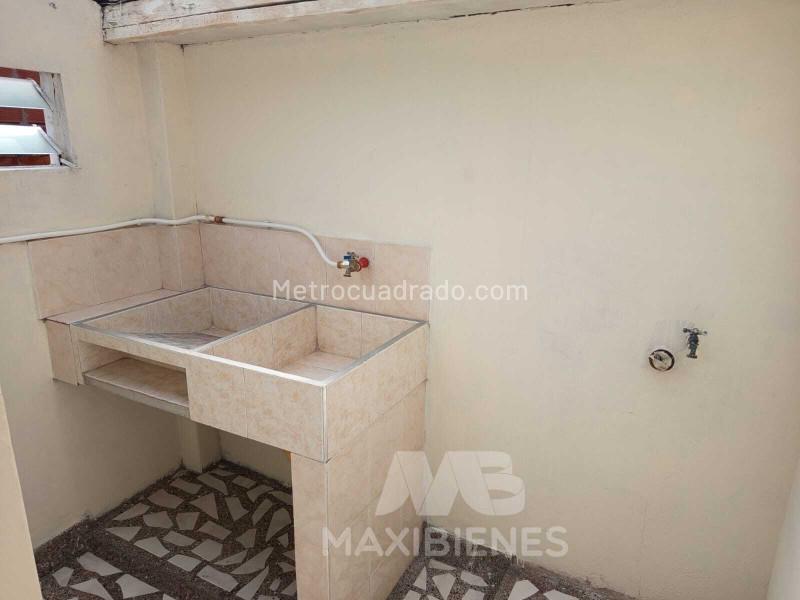 Apartamento en Arriendo de 2 Alcobas en Campo Amor, Medellín - 4