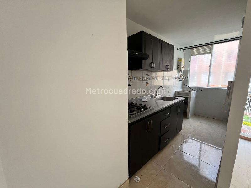 3BR Apartment for Rent in Pajarito (52 m²) - 5