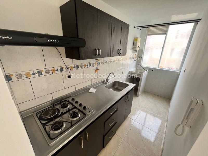 3BR Apartment for Rent in Pajarito (52 m²) - 6