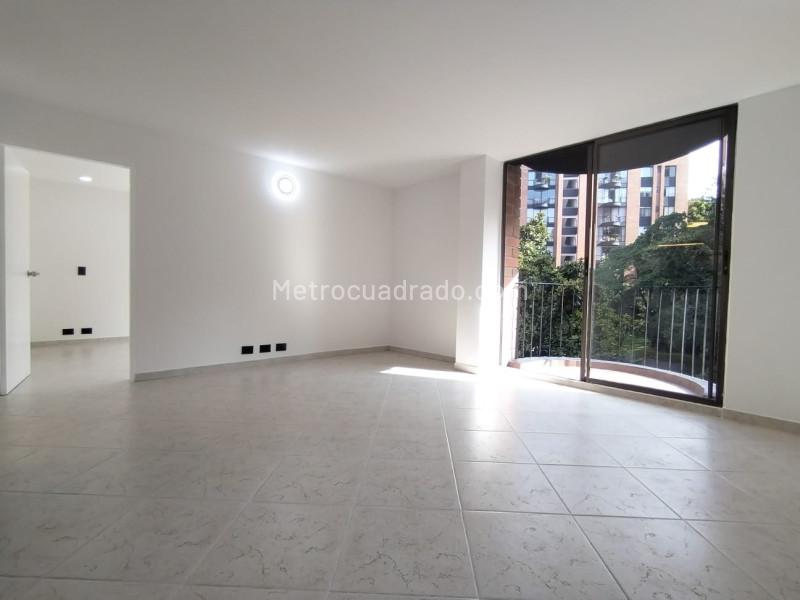 Apartamento de 2 Alcobas en Patio Bonito, Sector Poblado - 4