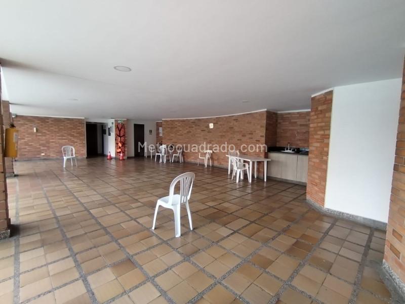 Apartamento de 2 Alcobas en Patio Bonito, Sector Poblado - 6