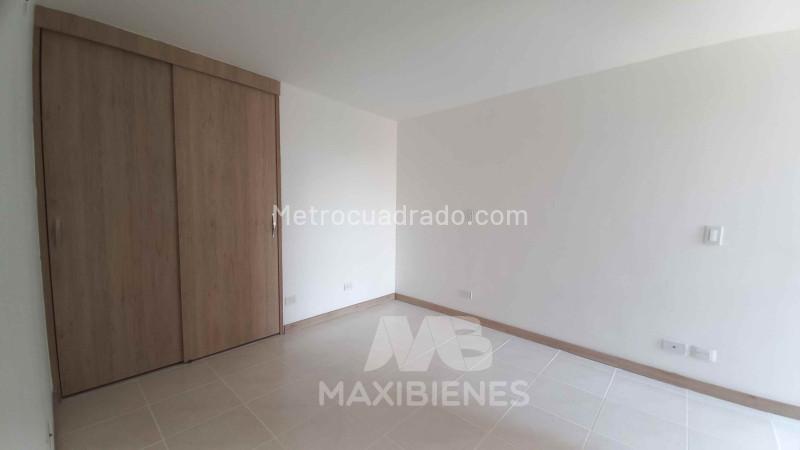 Cozy 3BR Apartment in Belen La Palma - 8