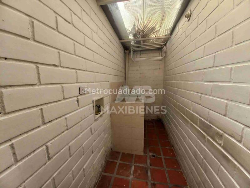 4BR House with 4 Baths in Belen La Mota - 5