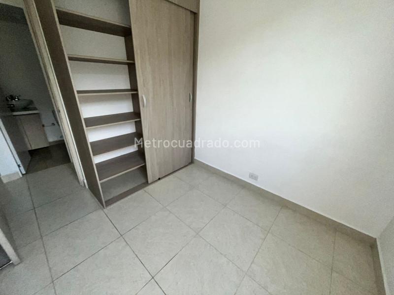 Apartamento Amplio de 3 Alcobas en Robledo Pajarito - 7