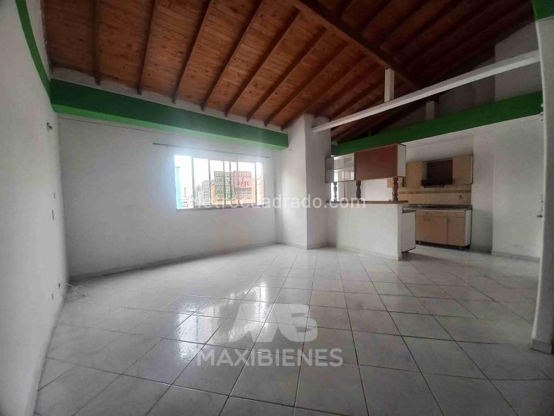 Amplio Apartamento de 3 Alcobas en Belén Parque