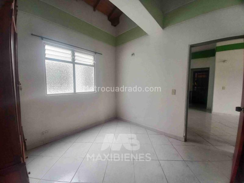 Spacious 3BR Apartment in Belen Parque - 5