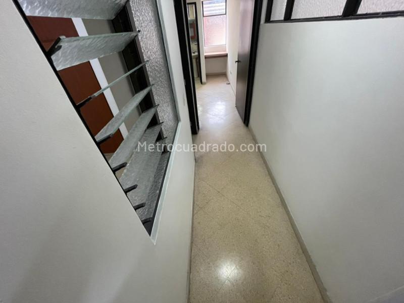 Acogedor Apartamento de 2 Alcobas en La Floresta - 4