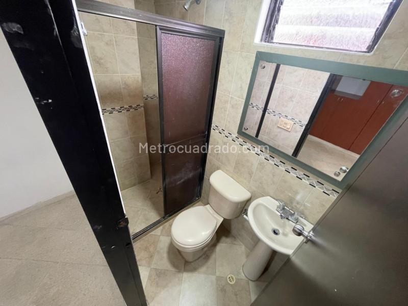 Acogedor Apartamento de 2 Alcobas en La Floresta - 9