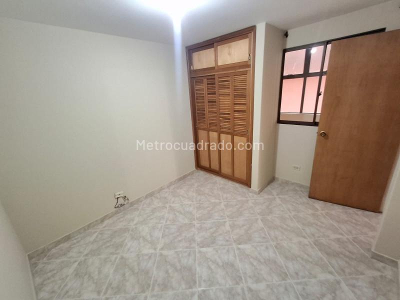 Apartamento en Floresta de 3 Alcobas con Balcón y Parqueadero - 5