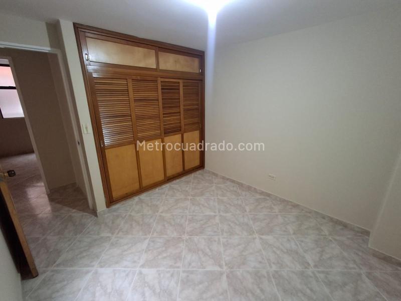 Apartamento en Floresta de 3 Alcobas con Balcón y Parqueadero - 6