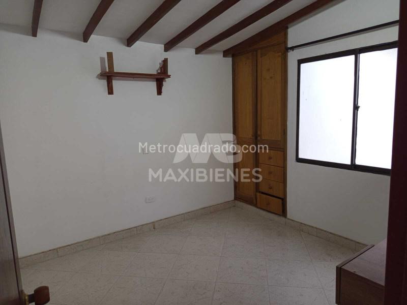 Apartamento Amplio de 3 Alcobas en Trinidad - 7