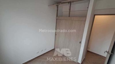 Apartamento de 3 alcobas en venta en Santa Ana, Bello, 72 m² · foto 4 de 12