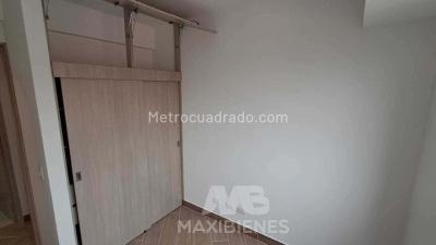 Apartamento de 3 alcobas en venta en Santa Ana, Bello, 72 m² · foto 6 de 12