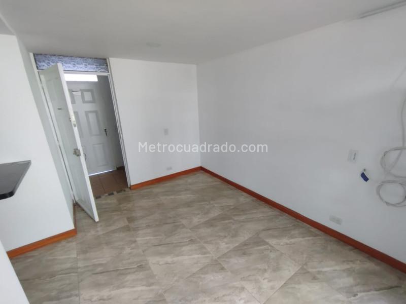 Apartamento de 3 Alcobas en Arriendo en Pajarito, Robledo (55 m²)